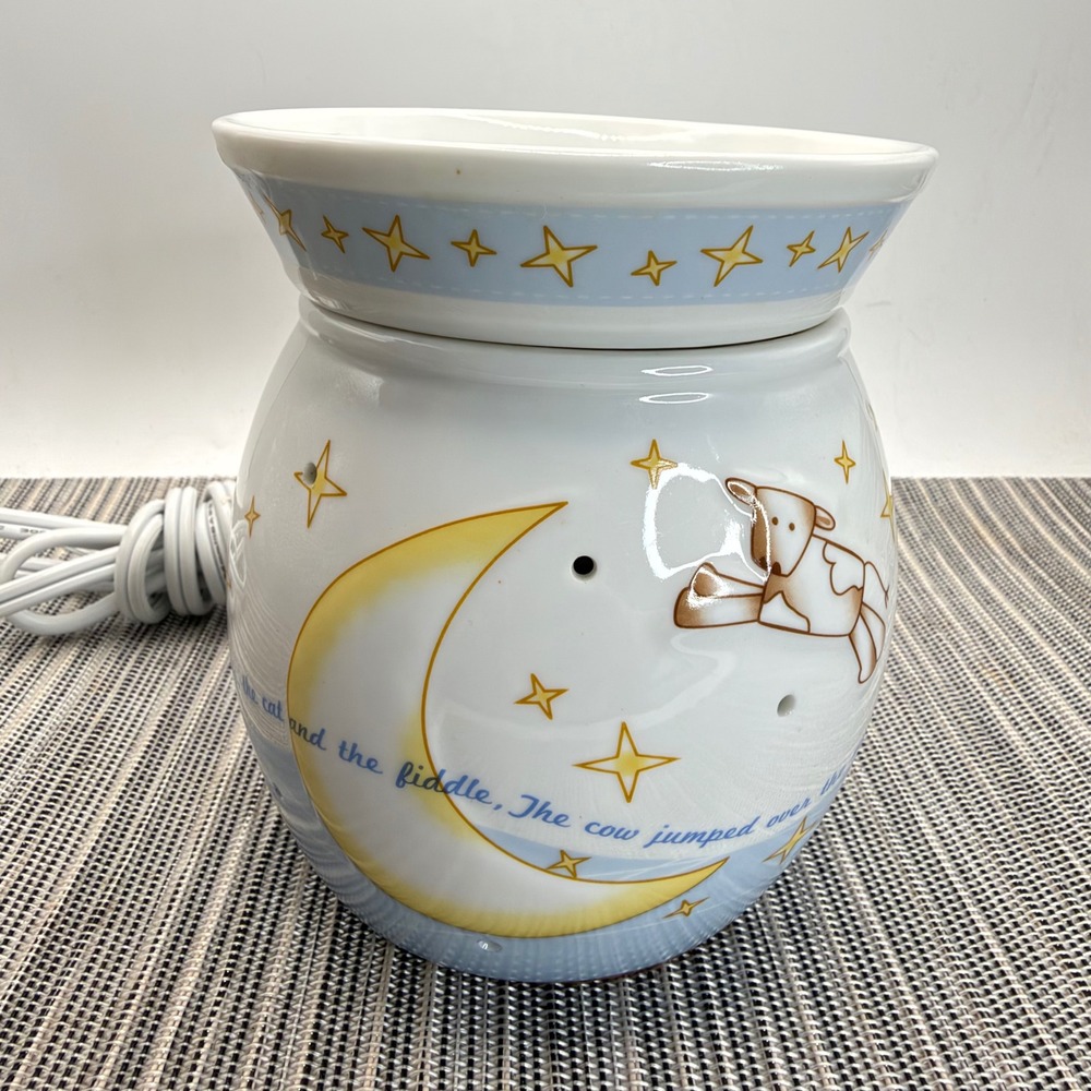 Scentsy Hey Diddle Diddle Wax Warmer MSW-MOON Cow Jumped Over Moon Nursery Decor